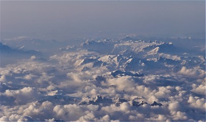 Flug über die Alpen