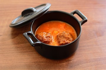 Cazuela de albondigas