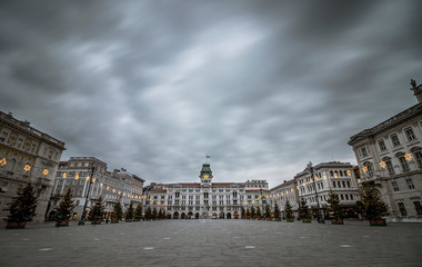 Fototapeta na wymiar Piazza Unità, Trieste