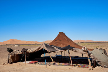 typical Berber tent in the desert © Albert