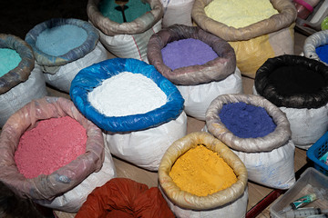 Venta de pigmentos para pintar en Marruecos.