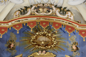 Esprit-Saint. Eglise Saint-Nicolas de Véroce. / Holy Spirit. Church of St. Nicholas of Veroce.