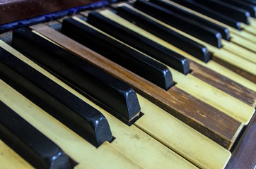 Old piano