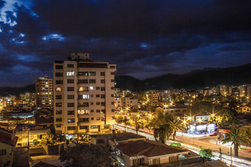 Vista da av America Cochabamba BO