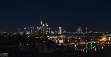 Fototapeta na wymiar Frankfurt skyline in the night