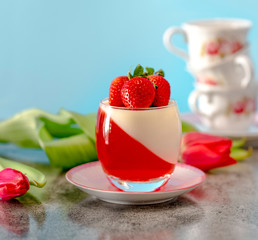 Panna Cotta with strawberries
