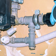 Connection of the supply pump in the home heating system