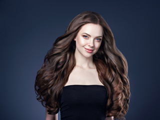 Fototapeta na wymiar Beautiful brunette hair woman long healthy hairstyle model