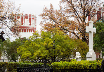 Naklejka premium Autumn in Novodevichy Convent in Moscow, Russia
