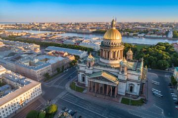 Fototapeta premium Saint-Petersburg. Russia. City panorama of St. Petersburg. Isaakievsky cathedral. Panorama from the height of St. Isaac's Cathedral. City landscape. Architecture of St. Petersburg. Russian landmarks.