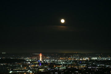 Naklejka premium Moon rise NYC