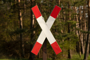 Warnschild Andreaskreuz