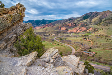 Beautiful Spring Hike Up Dakota Ridge in Denver, Colorado