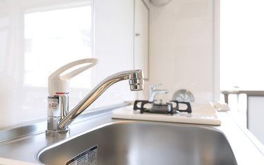 キッチン　水栓　シングルレバー