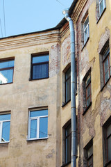 Fototapeta na wymiar Typical courtyard in Saint Petersburg, Russia 