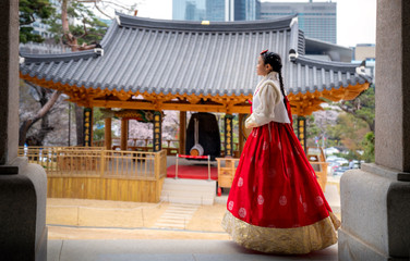 orean lady in Hanbok dress in Bongeunsa temple