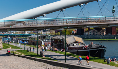 Naklejka premium Vistula Boulevards and Bernatka footbridge in Krakow