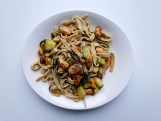 Tagliatelle zucchine e cozza