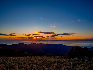 【静岡県伊豆半島】伊豆山稜線歩道からの夕景【秋】