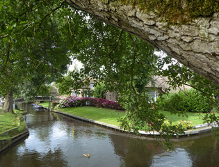 Fototapeta na wymiar Gieterhoorn watervillage Overijssel Netherlands canals