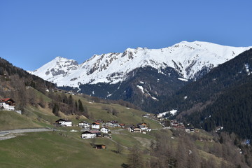 Navis, Dorf, Tirol, Navistal, Naviser Tal, Innsbruck Land, Österreich, Tal, Tuxer Alpen, Schnee,...