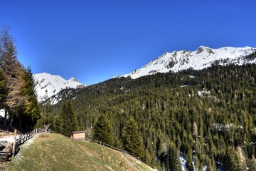 Navis, Dorf, Tirol, Navistal, Naviser Tal, Innsbruck Land, Österreich, Tal, Tuxer Alpen, Schnee,...