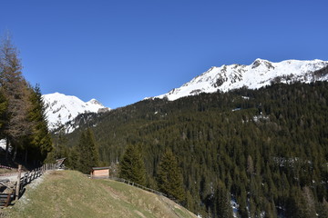Navis, Dorf, Tirol, Navistal, Naviser Tal, Innsbruck Land, Österreich, Tal, Tuxer Alpen, Schnee,...