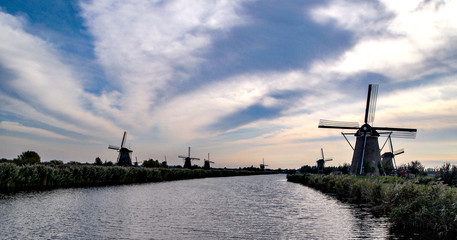 Fototapeta na wymiar Mill Network at Kinderdijk-Elshout