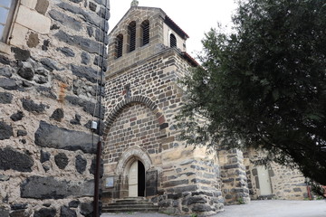 Fototapeta na wymiar Village de Saint Vidal en Haute Loire - Auvergne - France - Eglise Romane