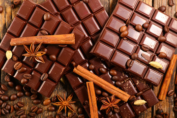chocolate bar and spices