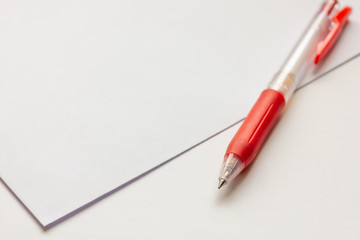 白封筒に履歴書在中の朱書き