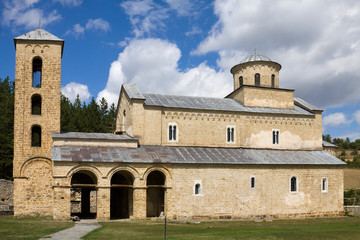 Obraz premium The church of the Holy Trinity in the Sopocani monastery in Serbia