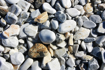 White pebbles by the sea