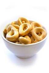 bagels in a plate, white background