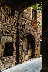 Naklejka premium Passage in the old town of Cardona in Catalonia, Spain