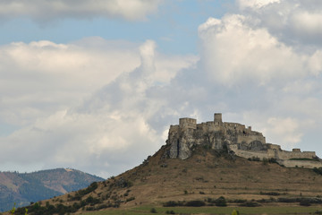 Obraz premium walls of the ruin of a historic castle in the countryside Spis Slovakia