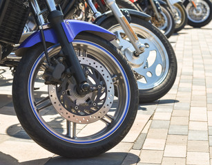 Obraz premium koło roweru sportowego z bliska