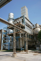 Obraz premium View of old gas turbine building