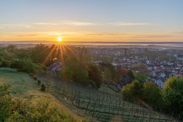 Sonnenaufgang über Bad Nauheim - Blick vom Johannisberg