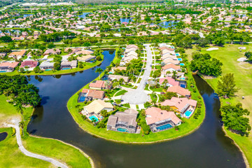 Boca Raton Florida, gated community
