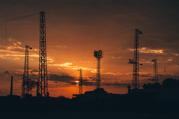many narrow-beam towers