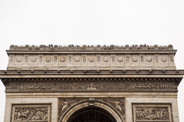 Parte superior de un arco en París