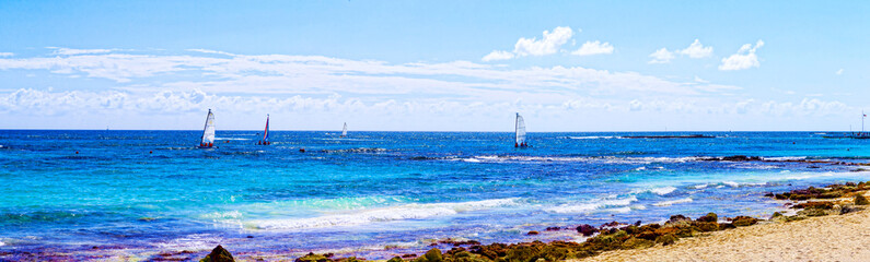 Fototapeta premium Panorama beautiful sea and the beach.