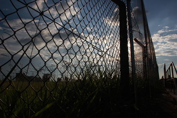 alambrado por do sol