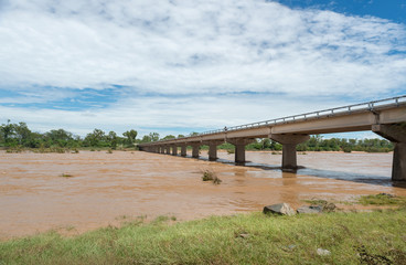 bridge over the burdekin river in outback queensland