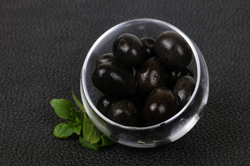 Black olives in the bowl