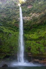Obraz premium Salto El Claro waterfall, Pucon, Chile