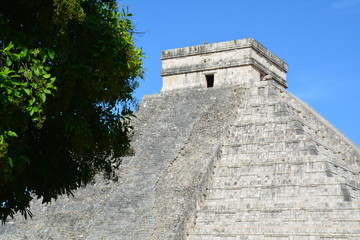 Fototapeta na wymiar Zone Archéologique de Chichen Itza Yucatan Mexique