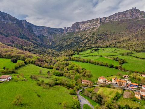 Rural landscape of the Basque country, Ordu&ntilde;a, Alava, Spain.