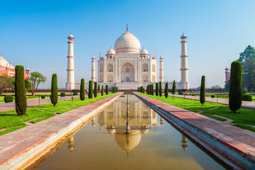 Fototapeta na wymiar Taj Mahal marble mausoleum, Agra